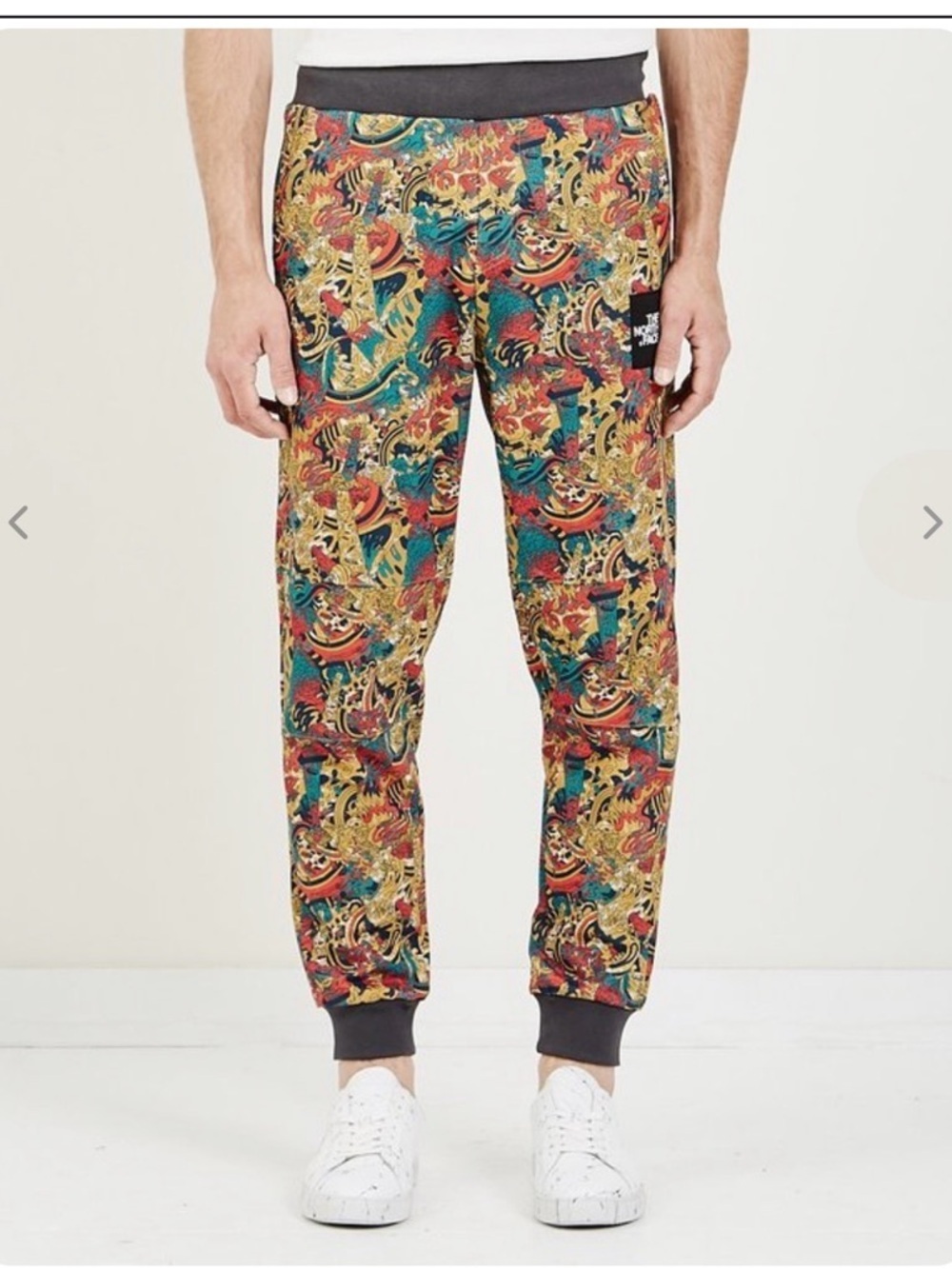The North Face Leopard
Genesis Fine Joggers Unisex medium Yellow Graphic Pants